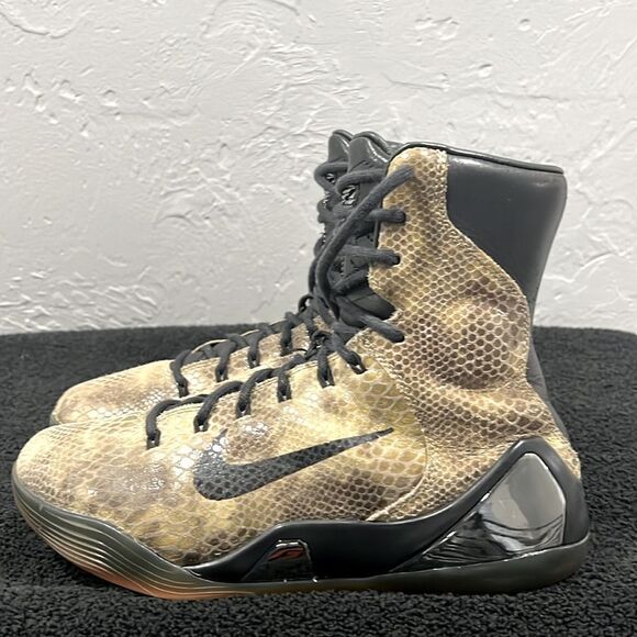 ?? NIKE KOBE 9 High EXT QS Basketball Shoes 716616 001‎ Men Size 8 -GUC main image 6